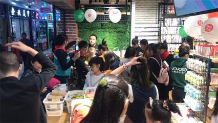 传统百货商场VS新型韩尚优品 日用百货市场的未来之争